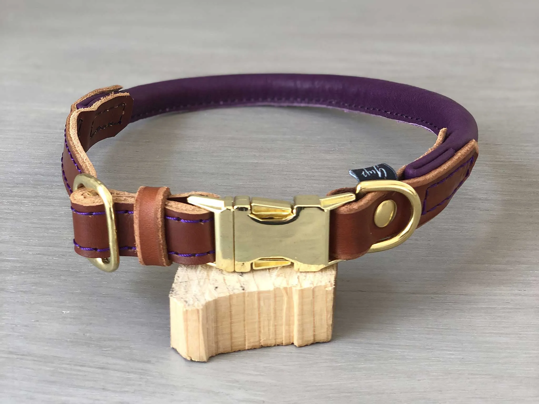Bicolored Rolled Leather Quick Release Dog Collar With Customizable Hardware