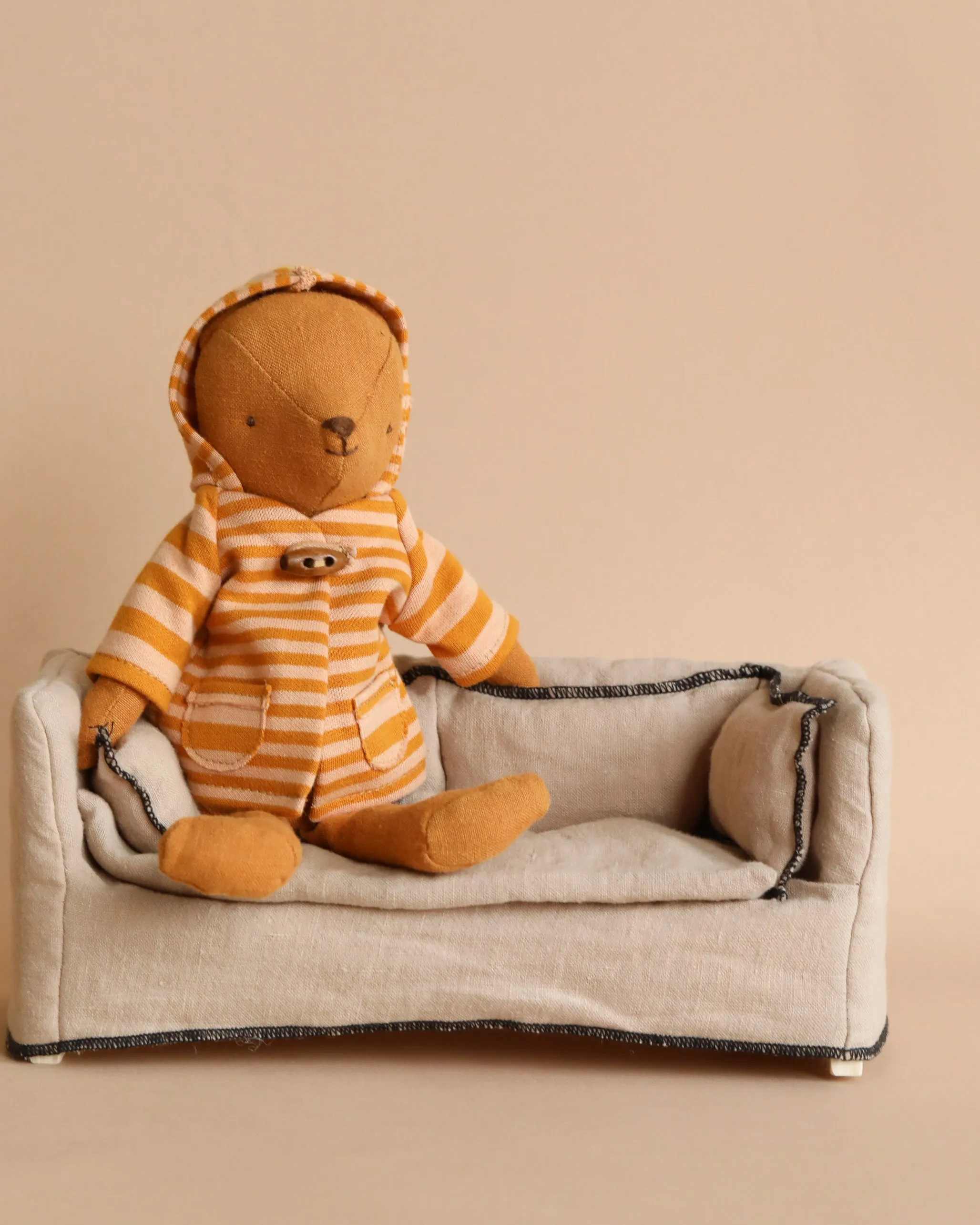 Maileg Extra Clothing: Coat for Teddy Mum
