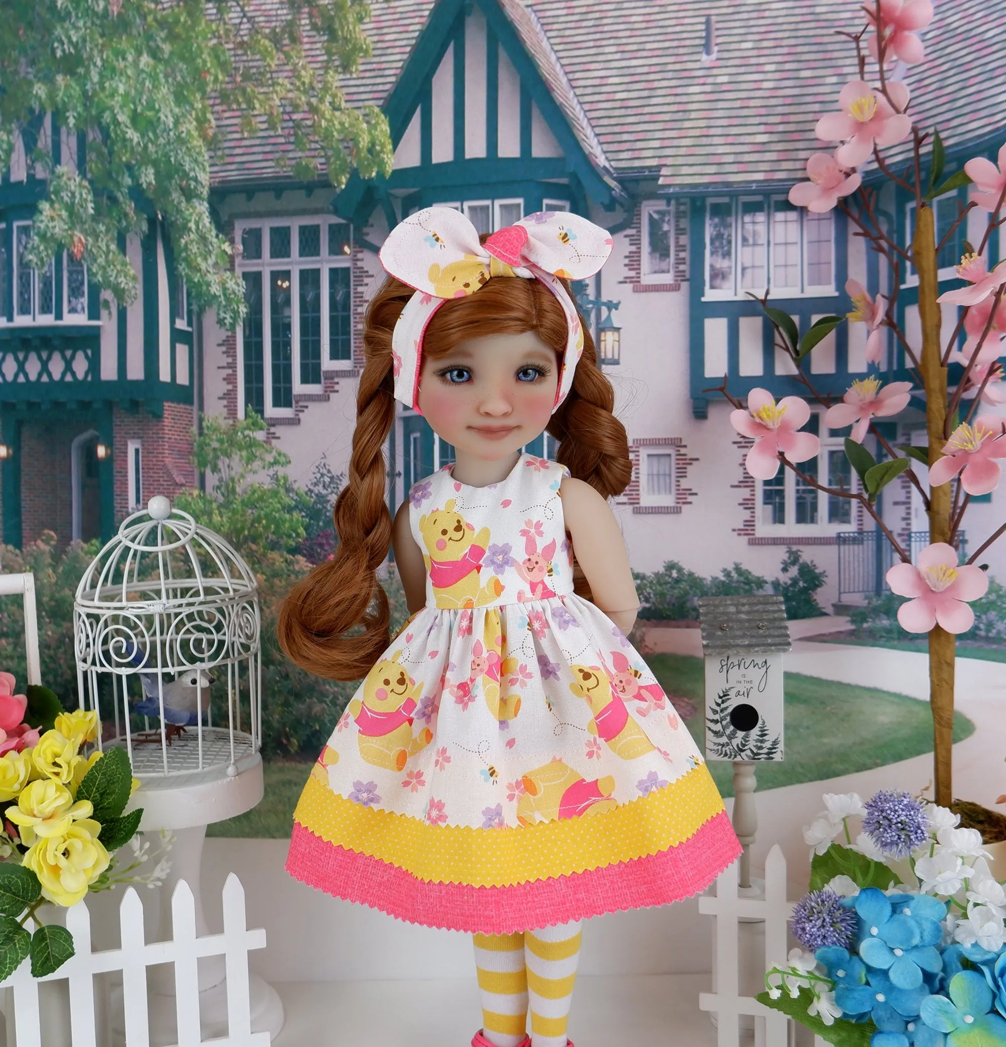 Pooh & Piglet - dress with shoes for Ruby Red Fashion Friends doll