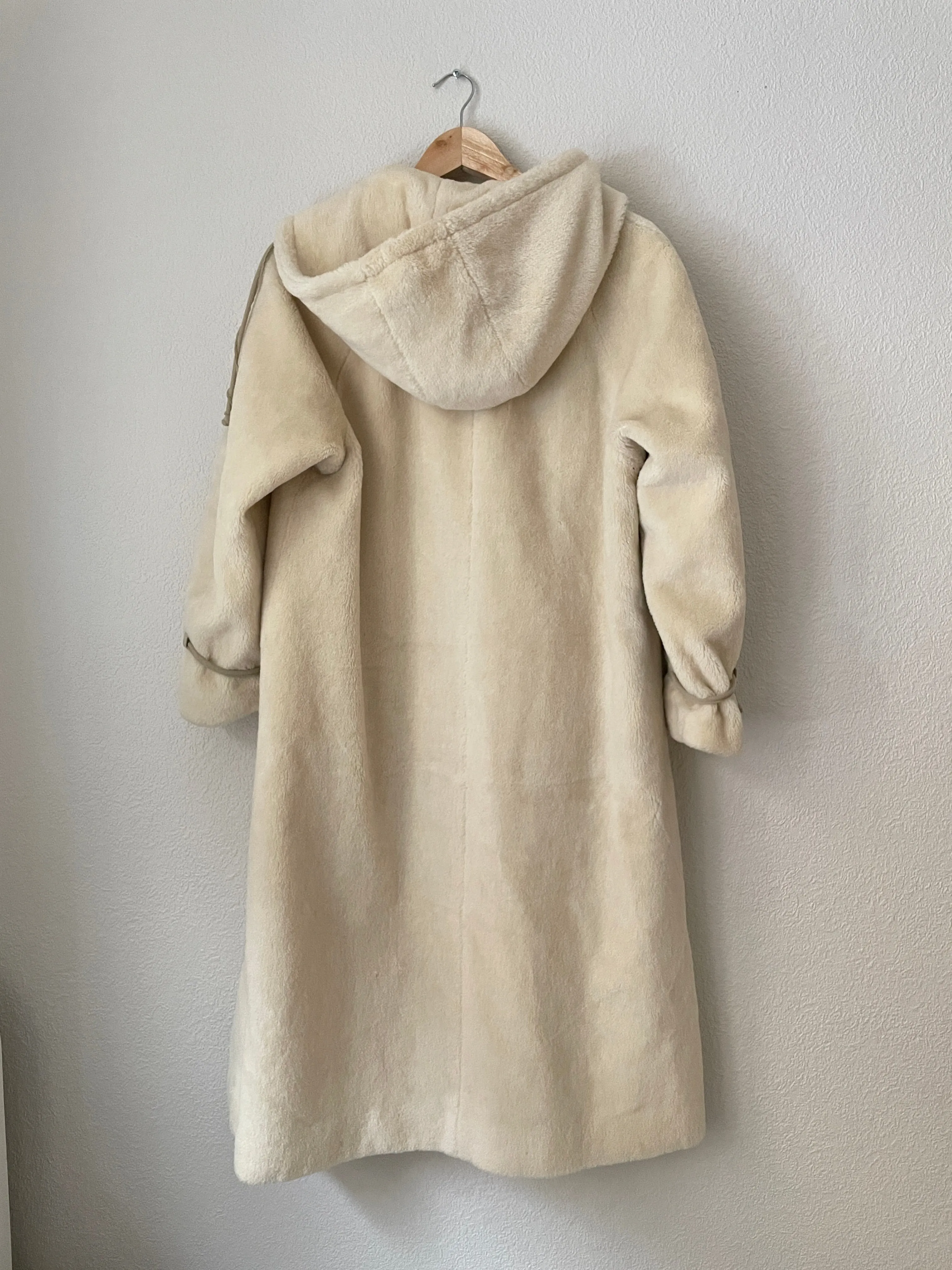 Vintage Off White Teddy Coat - Llama Mohair - Hucke